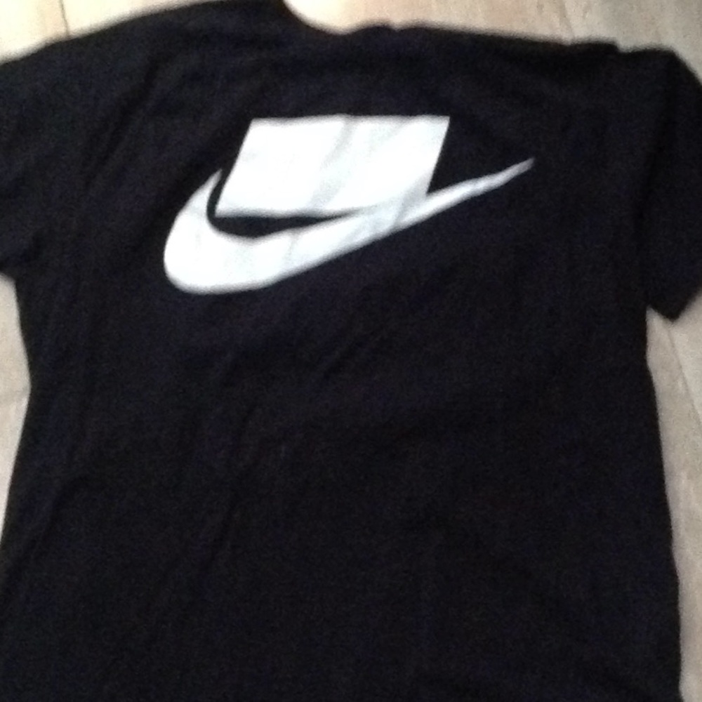 The Nike Tee